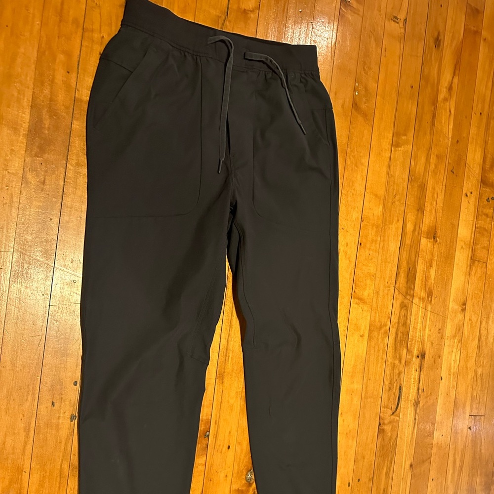 Men’s lululemon joggers